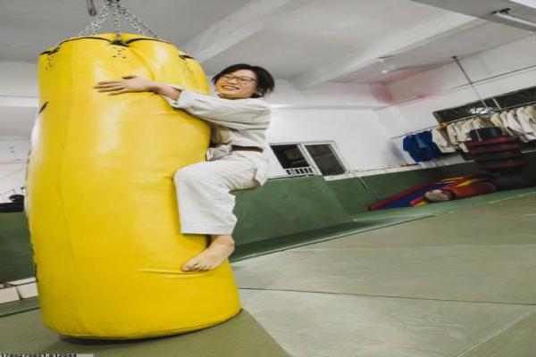 娄底体育馆培训班地址及报名方式 娄底体育馆培训班地址及报名方式(图1)